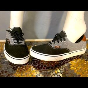 Vans unisex men’s women’s sneakers shoes sz 10 boat skater loafer slip-Ins shoes